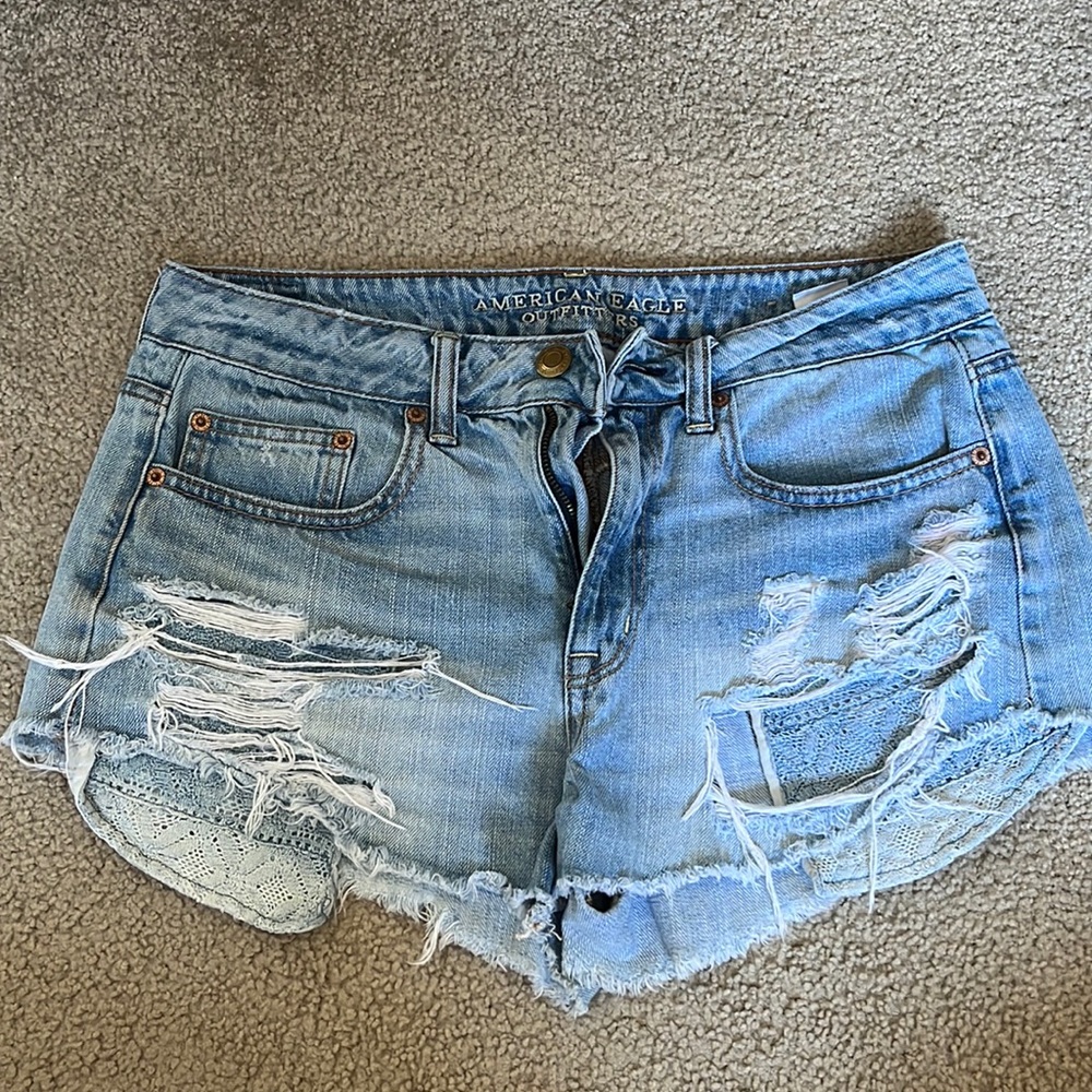 American Eagle Outfitters - Hi-Rise Festival
